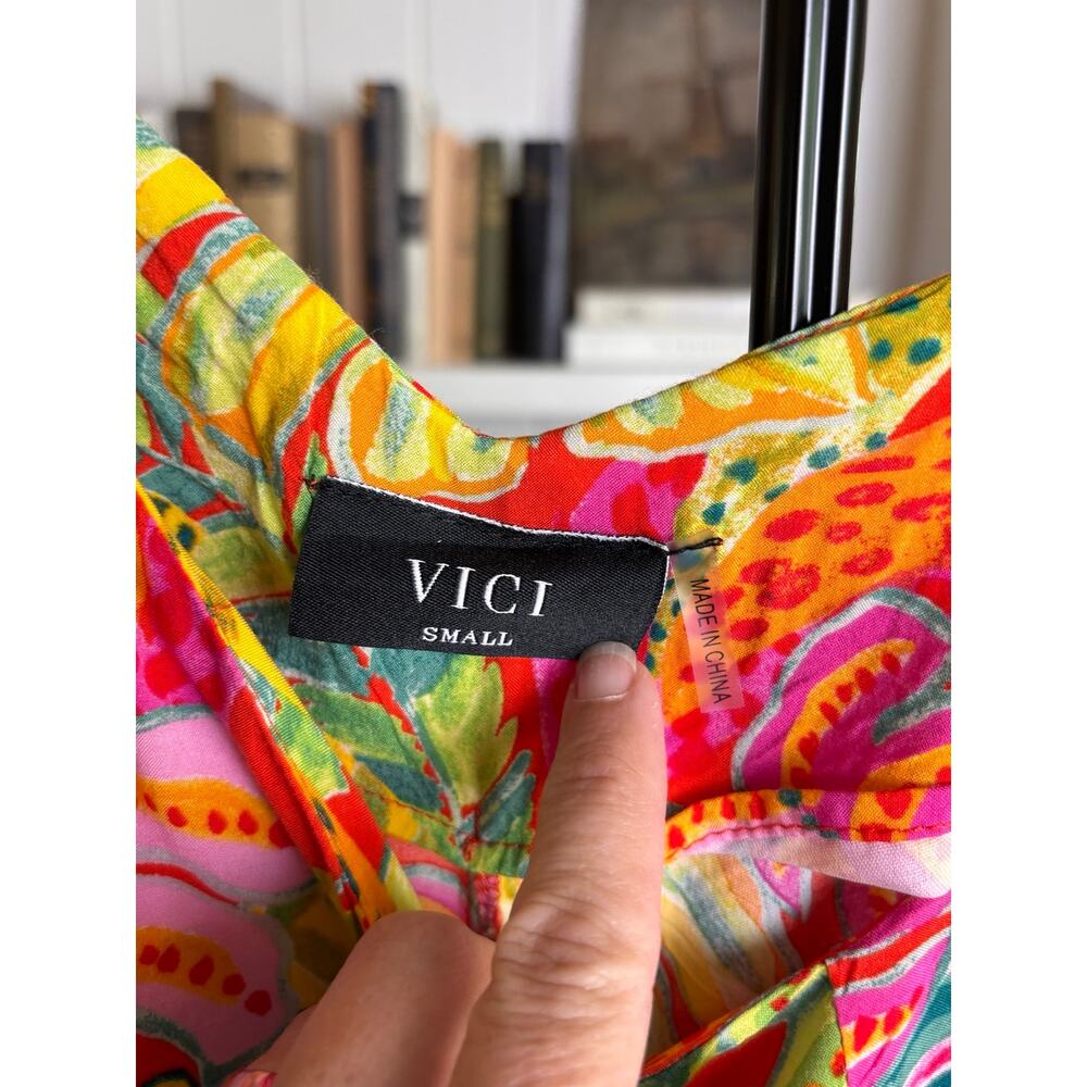 🌴 VICI Tropical Print Cropped Wide Leg Jumpsuit | Size S | Multicolor - Picture 3 of 11